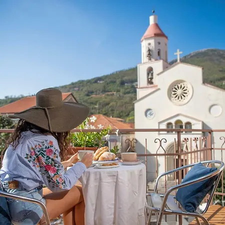 La Libraia * アジェーロラ