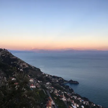 アパート La Libraia アジェーロラ